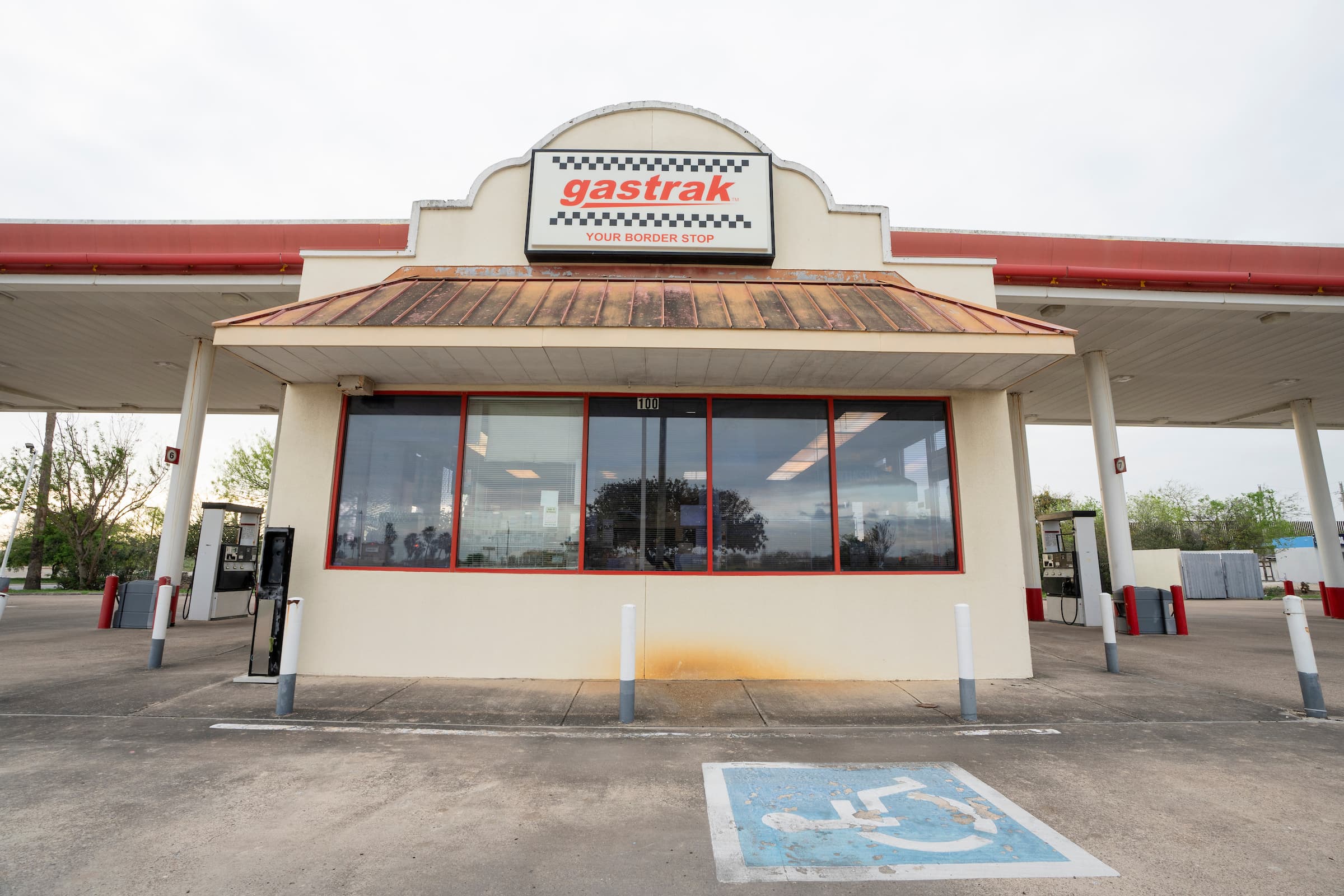 Convenience Store Gas C Store property type